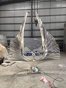 不锈钢异形不锈钢镜面雕塑不锈钢异形翅膀雕塑不锈钢水景